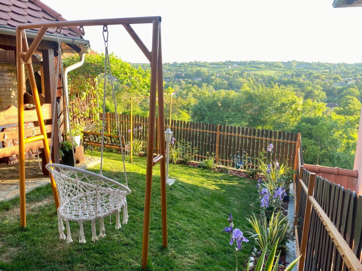 Apartman Simona Vrdnik Exterior foto
